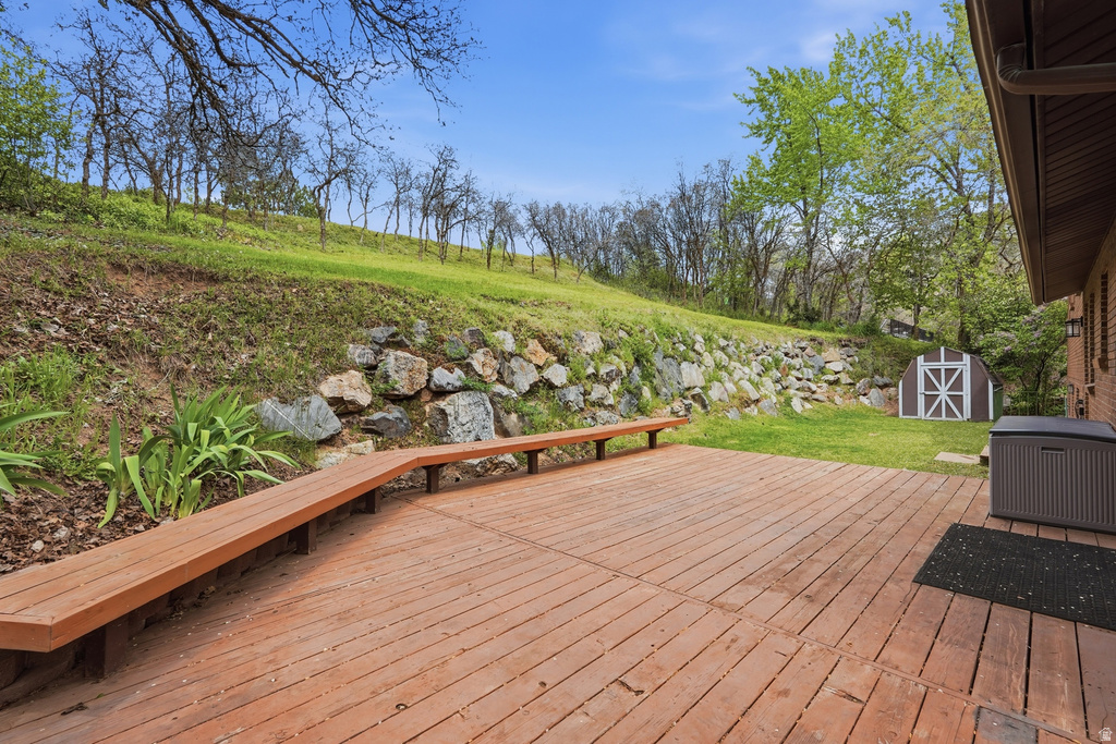 2555 E 2050 N Layton, UT 84040