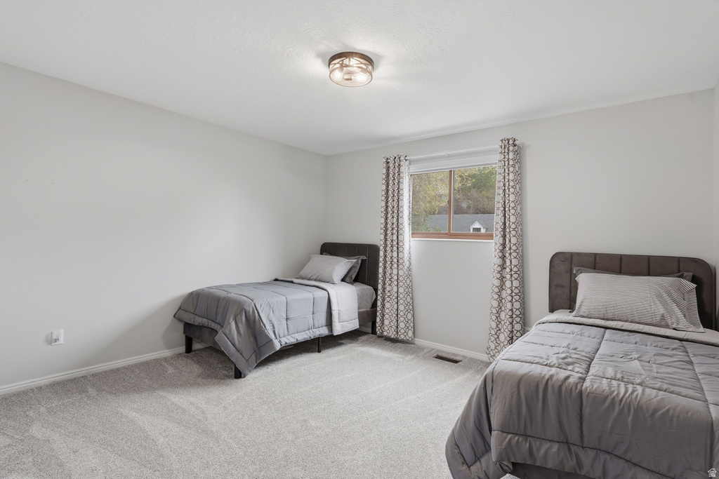 2555 E 2050 N Layton, UT 84040