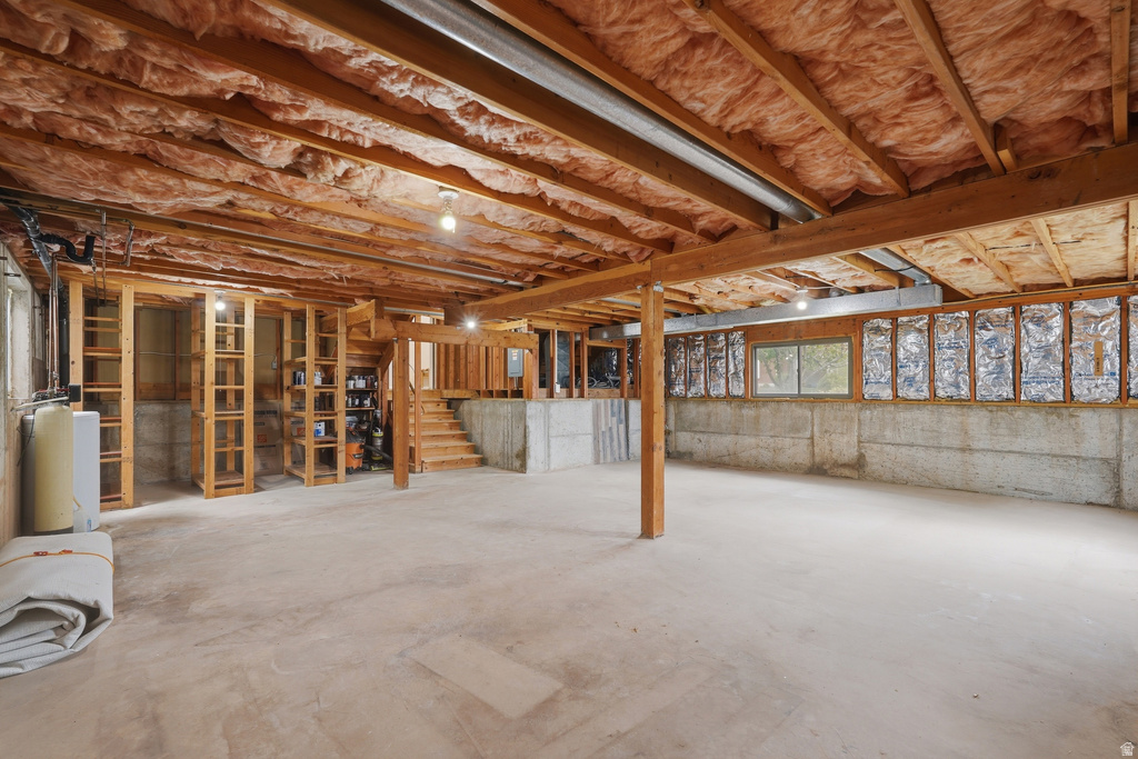 2555 E 2050 N Layton, UT 84040