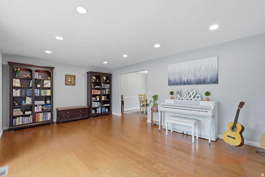 2555 E 2050 N Layton, UT 84040