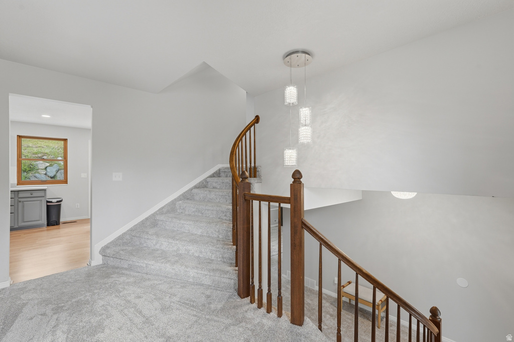 2555 E 2050 N Layton, UT 84040