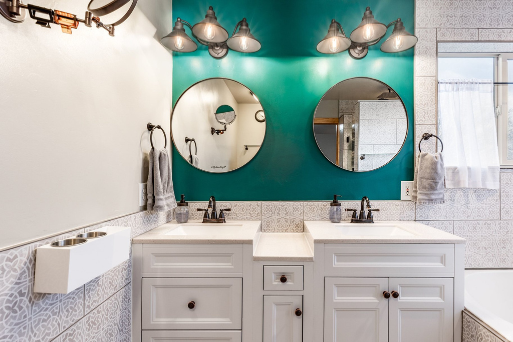 8101 W STEP MOUNTAIN RD Herriman, UT 84096