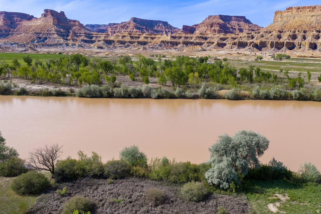 4915  HASTINGS RD Green River, UT 84525