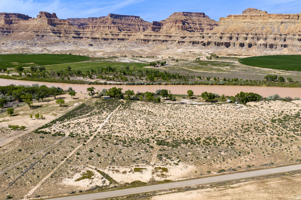 4915  HASTINGS RD Green River, UT 84525