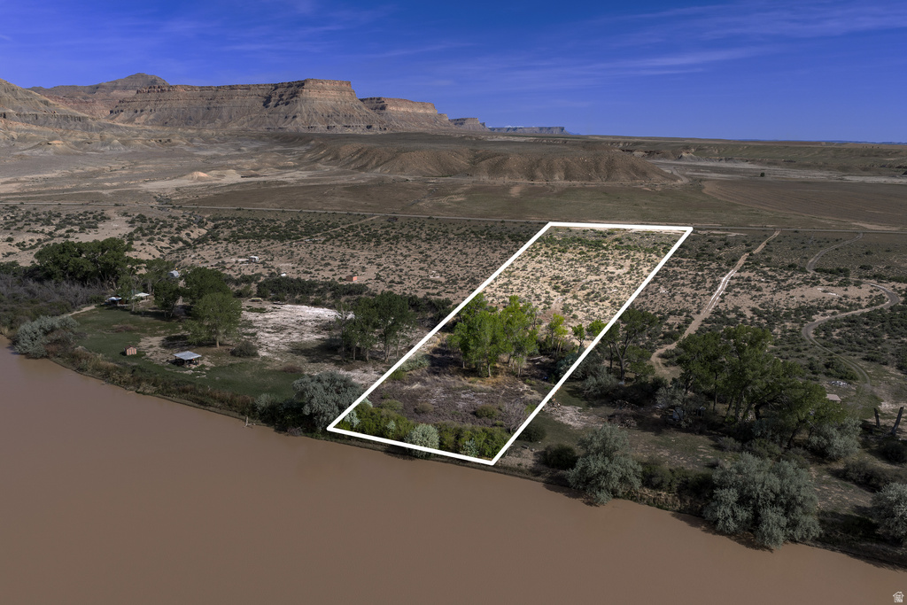 4915  HASTINGS RD Green River, UT 84525