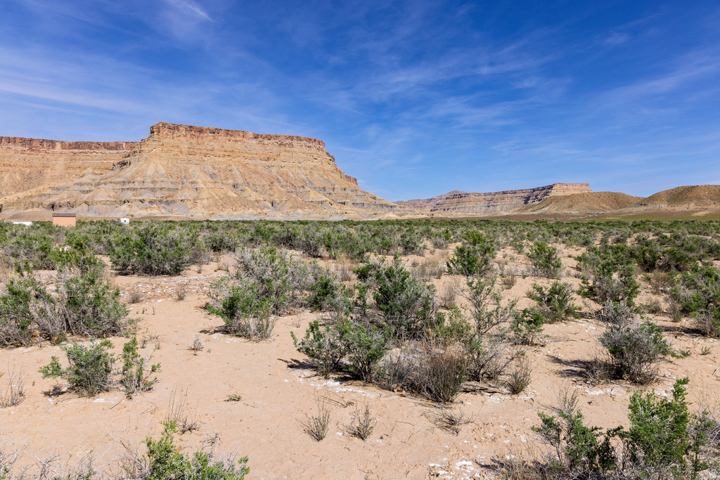 4915  HASTINGS RD Green River, UT 84525