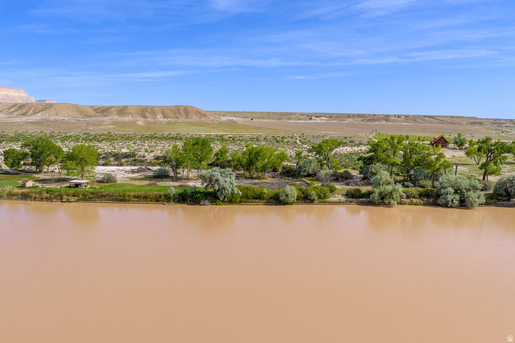 4915  HASTINGS RD Green River, UT 84525