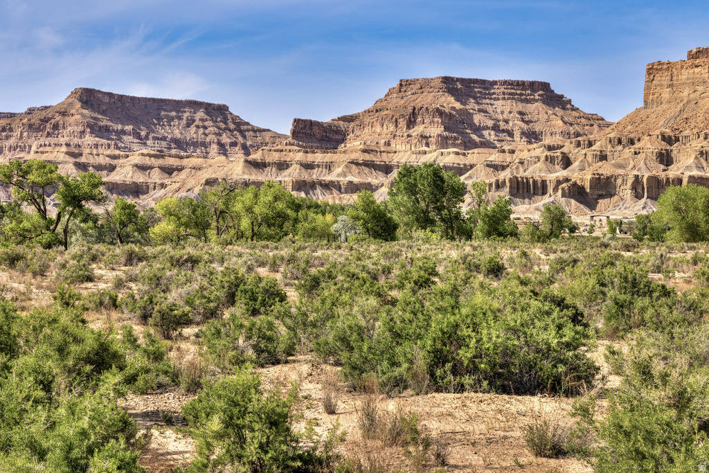 4915  HASTINGS RD Green River, UT 84525