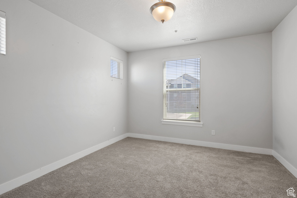 633 N SUN PEAK DR Vineyard, UT 84059