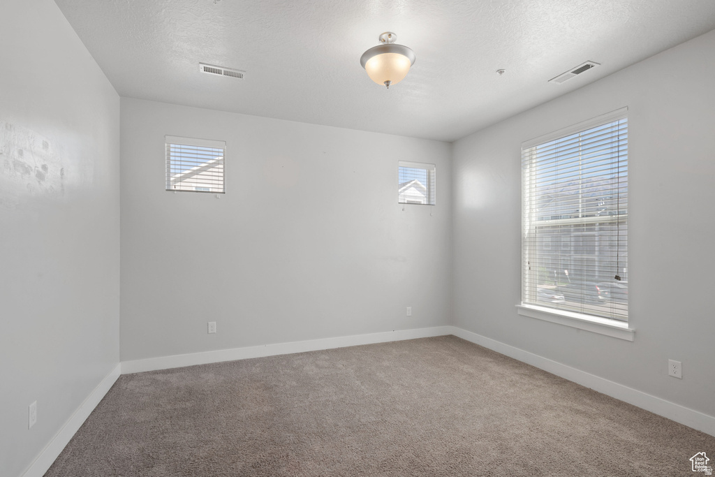 633 N SUN PEAK DR Vineyard, UT 84059
