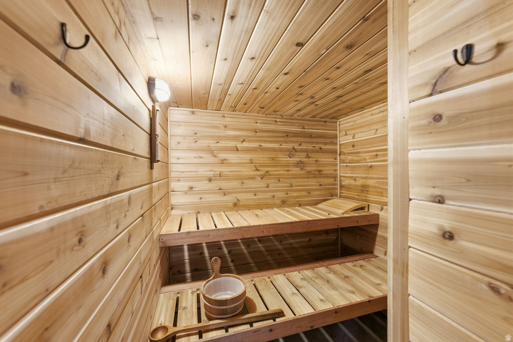 327 E TERRA SOL DR South Salt Lake, UT 84115