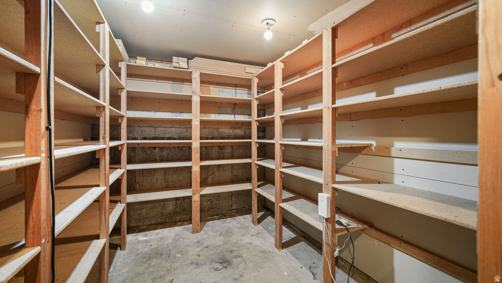 1660 W JOLLY CIR Taylorsville, UT 84123