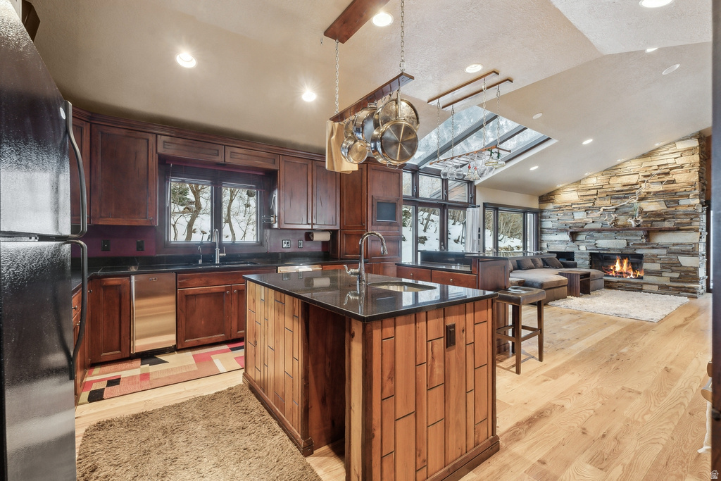 4552 S ZARAHEMLA DR Millcreek, UT 84124