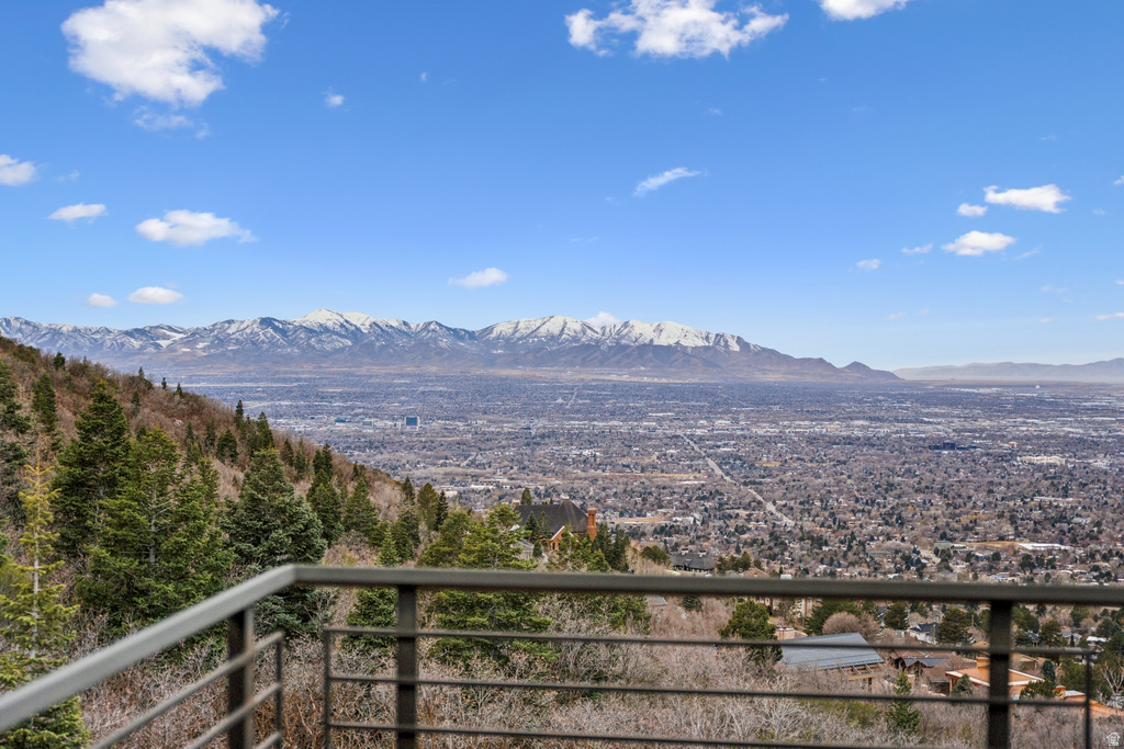 4552 S ZARAHEMLA DR Millcreek, UT 84124