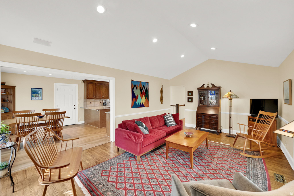 2373 E GLACIER DR Sandy, UT 84092