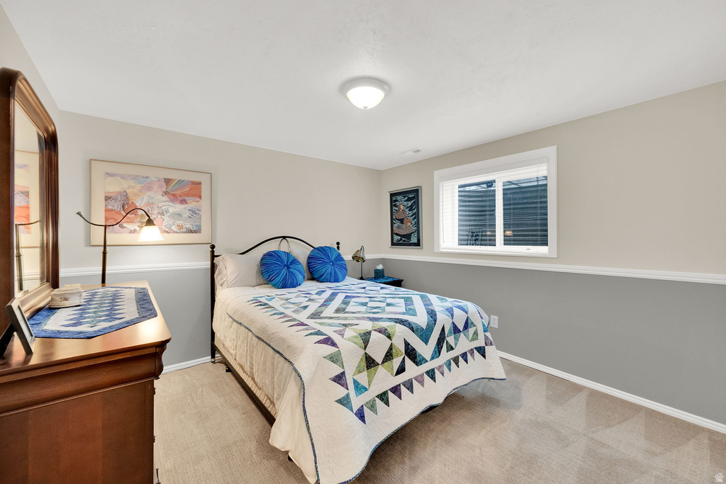 2373 E GLACIER DR Sandy, UT 84092