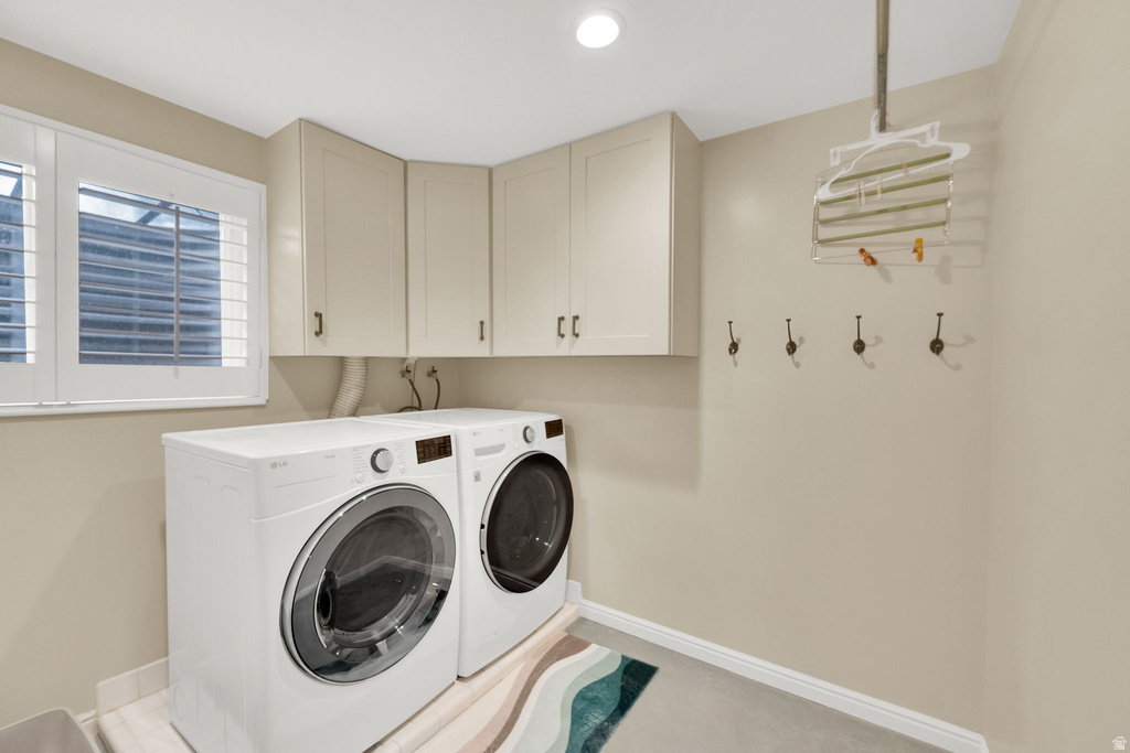 2373 E GLACIER DR Sandy, UT 84092