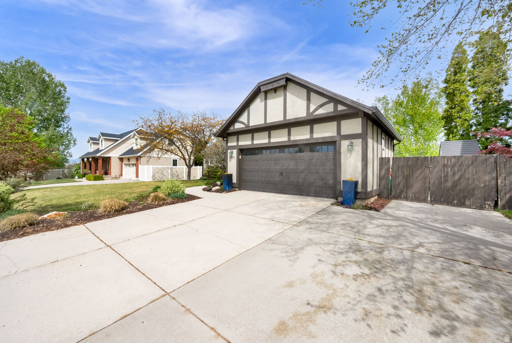 2373 E GLACIER DR Sandy, UT 84092