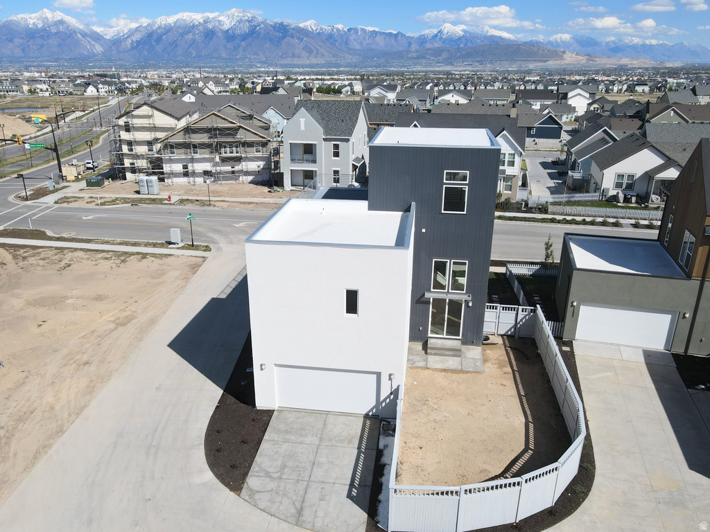 11318 S SILVER POND DR DR #319 South Jordan, UT 84009