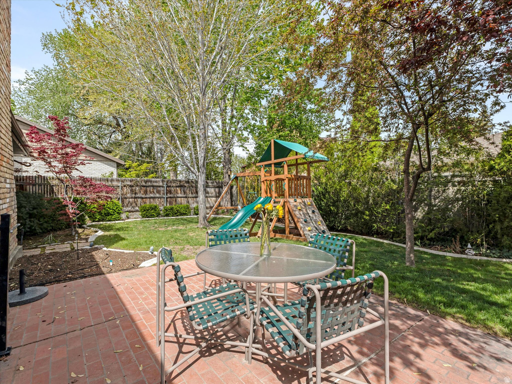 1441 E HEATHERTON WAY Murray, UT 84121