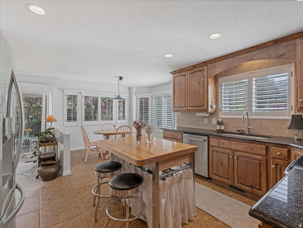 1441 E HEATHERTON WAY Murray, UT 84121