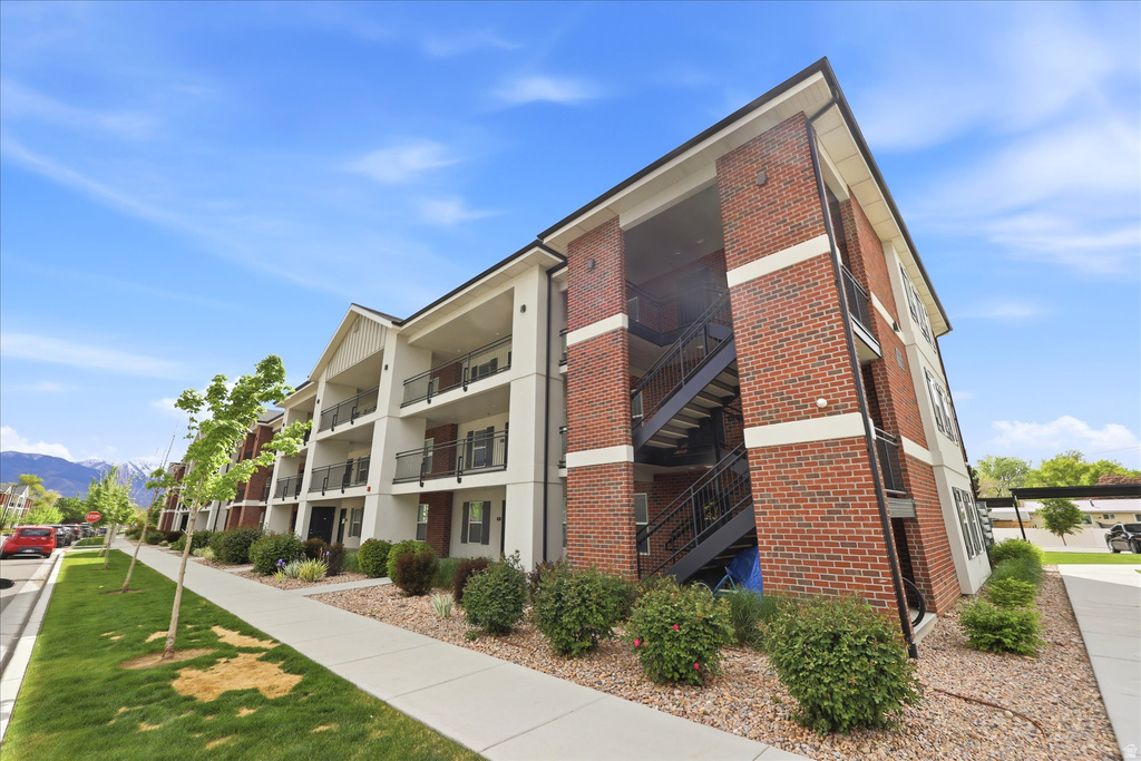 572 S 100 W #E310 Springville, UT 84663