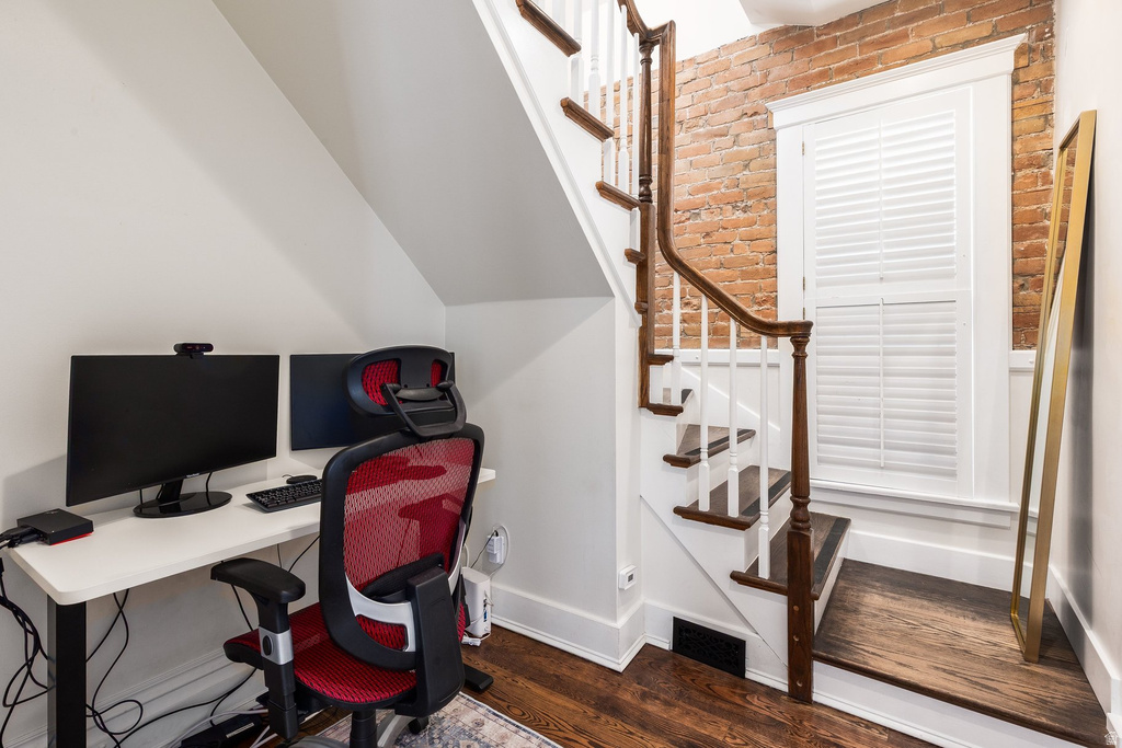 374 N F ST Salt Lake City, UT 84103