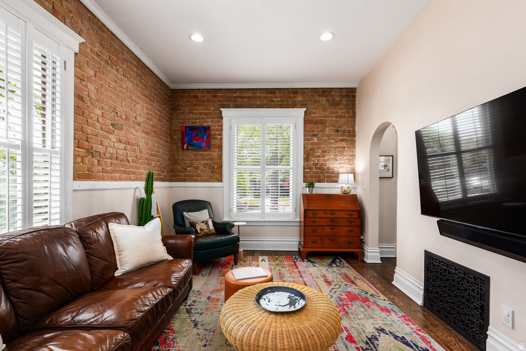 374 N F ST Salt Lake City, UT 84103