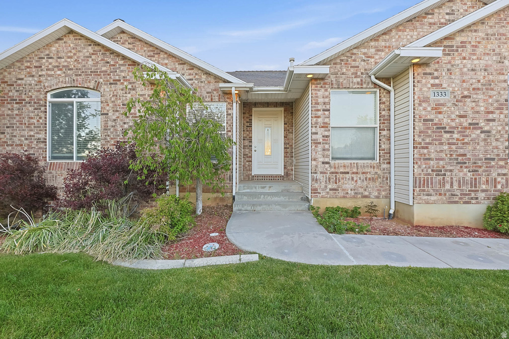 1333 N 1590 W Clinton, UT 84015