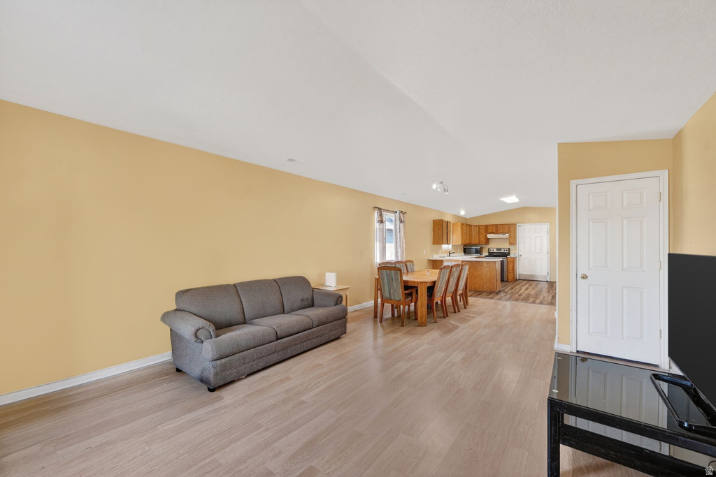 2831 S SPENCER AVE Magna, UT 84044