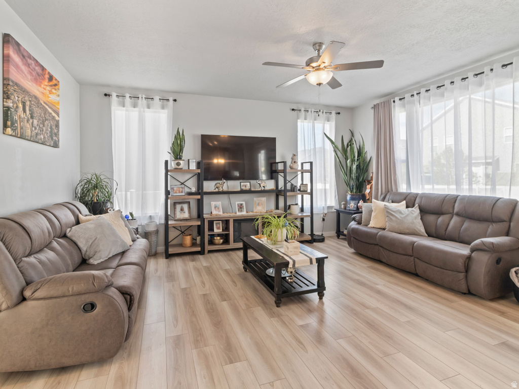 844 N MARBLE RD Tooele, UT 84074