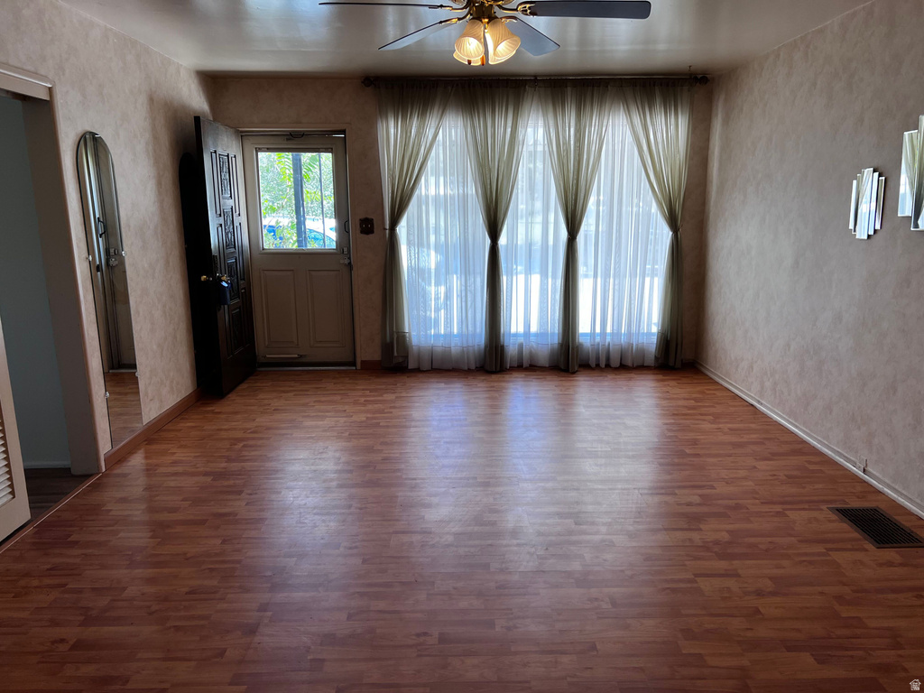 338 S 300 W Helper, UT 84526