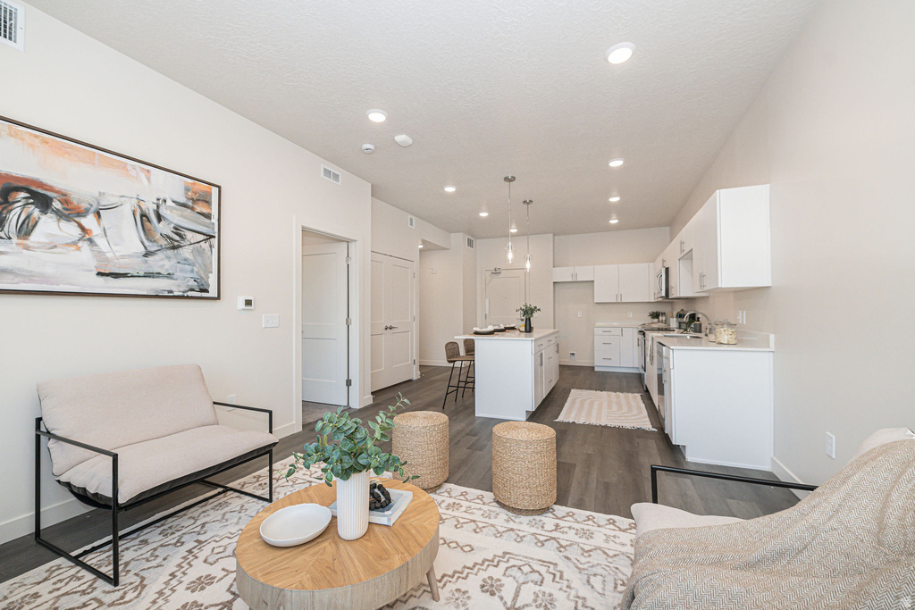 155 E 900 S #106 Ogden, UT 84404