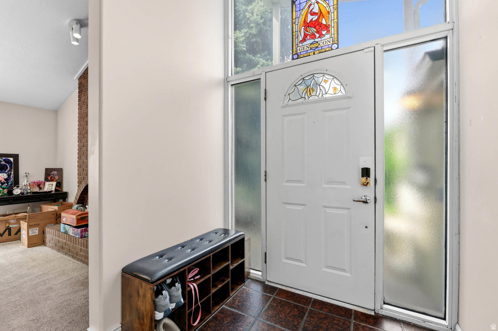 6883 S 2510 E Cottonwood Heights, UT 84121