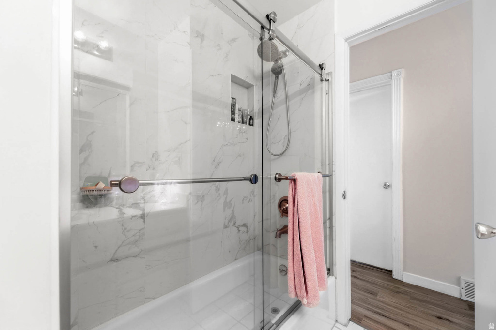 6883 S 2510 E Cottonwood Heights, UT 84121