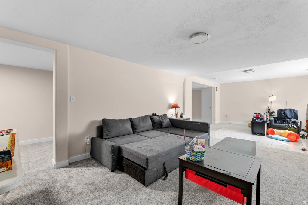 6883 S 2510 E Cottonwood Heights, UT 84121