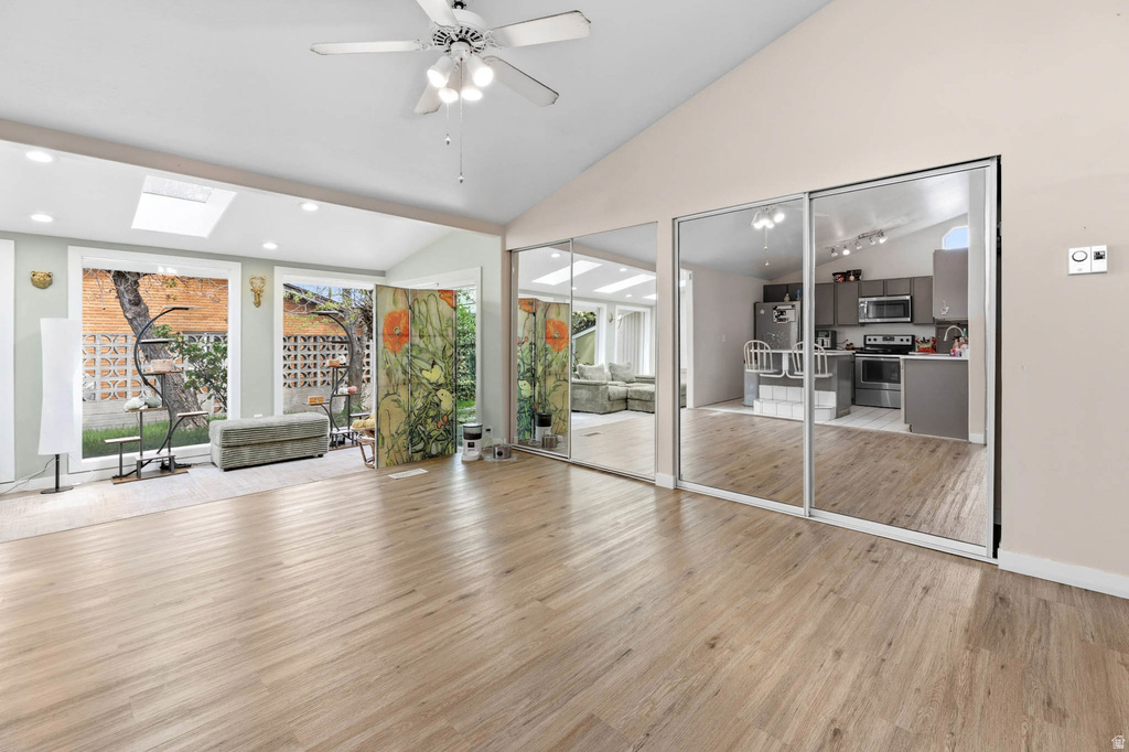 6883 S 2510 E Cottonwood Heights, UT 84121