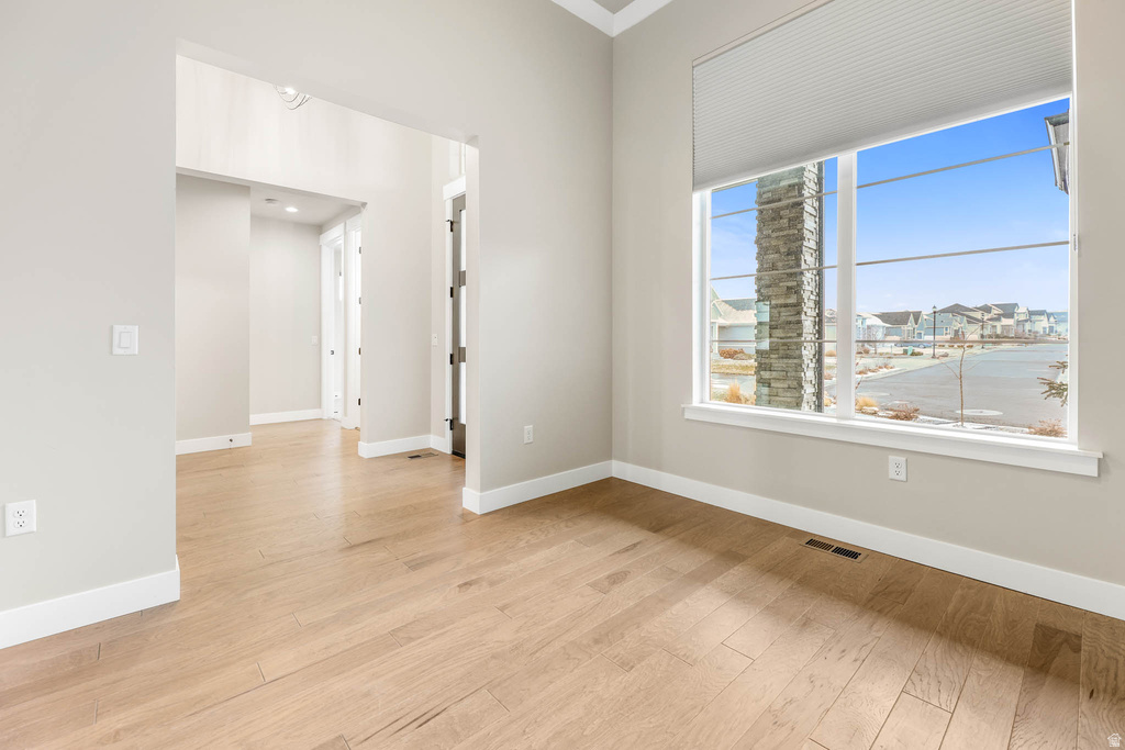 8043 S AMBROSIA LN West Jordan, UT 84081