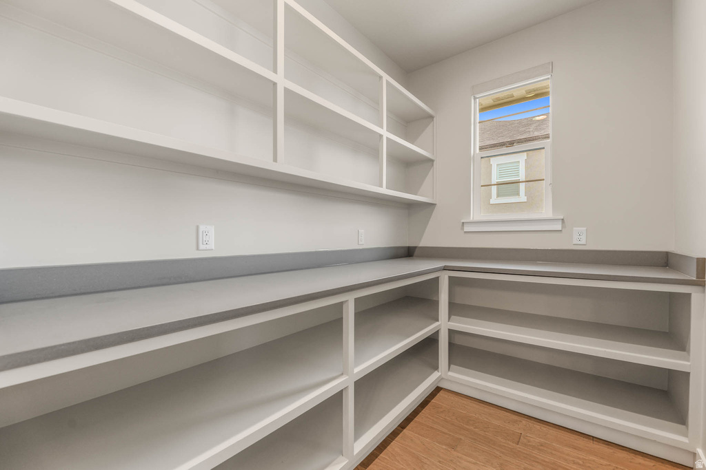 8043 S AMBROSIA LN West Jordan, UT 84081