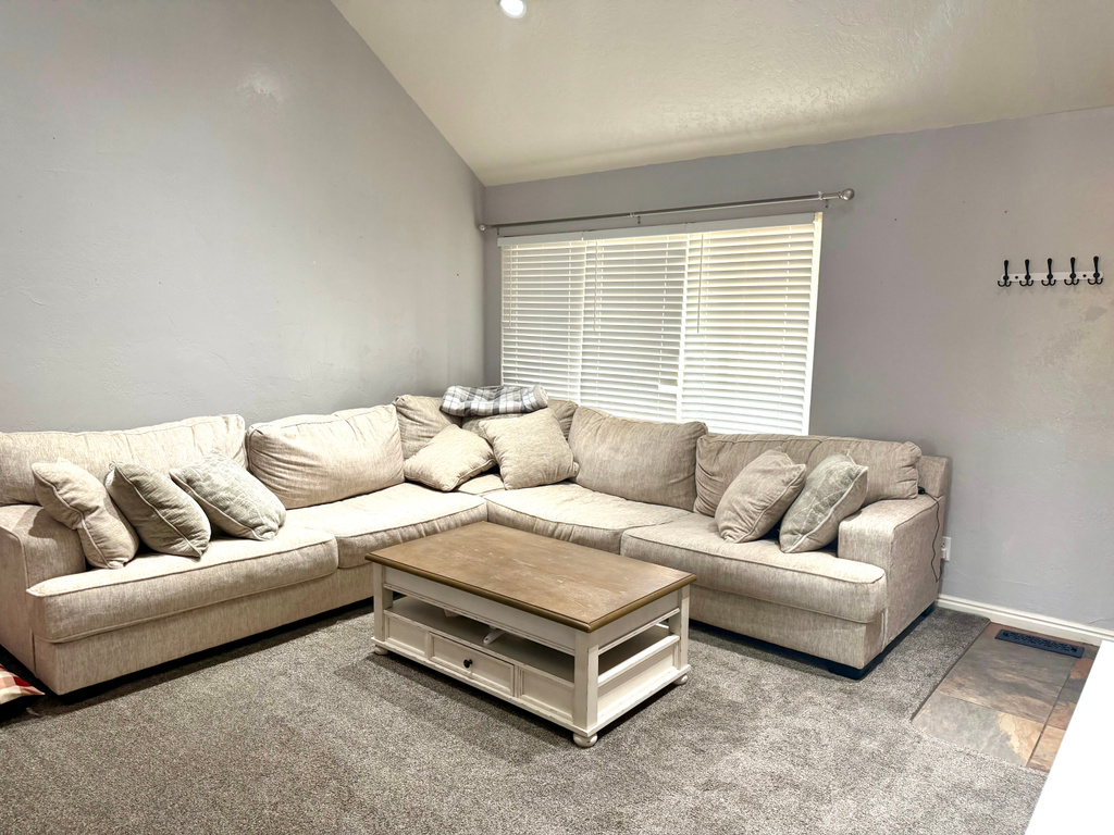 2178 W 1000 N Vernal, UT 84078