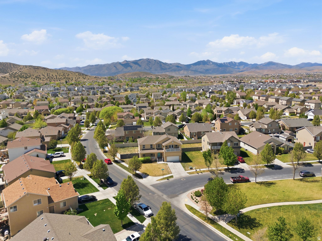 7715 N BRIDLEWAY RD Eagle Mountain, UT 84005