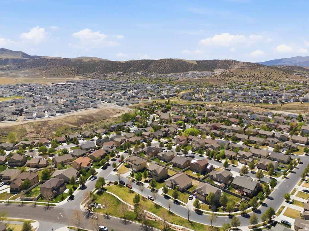 7715 N BRIDLEWAY RD Eagle Mountain, UT 84005