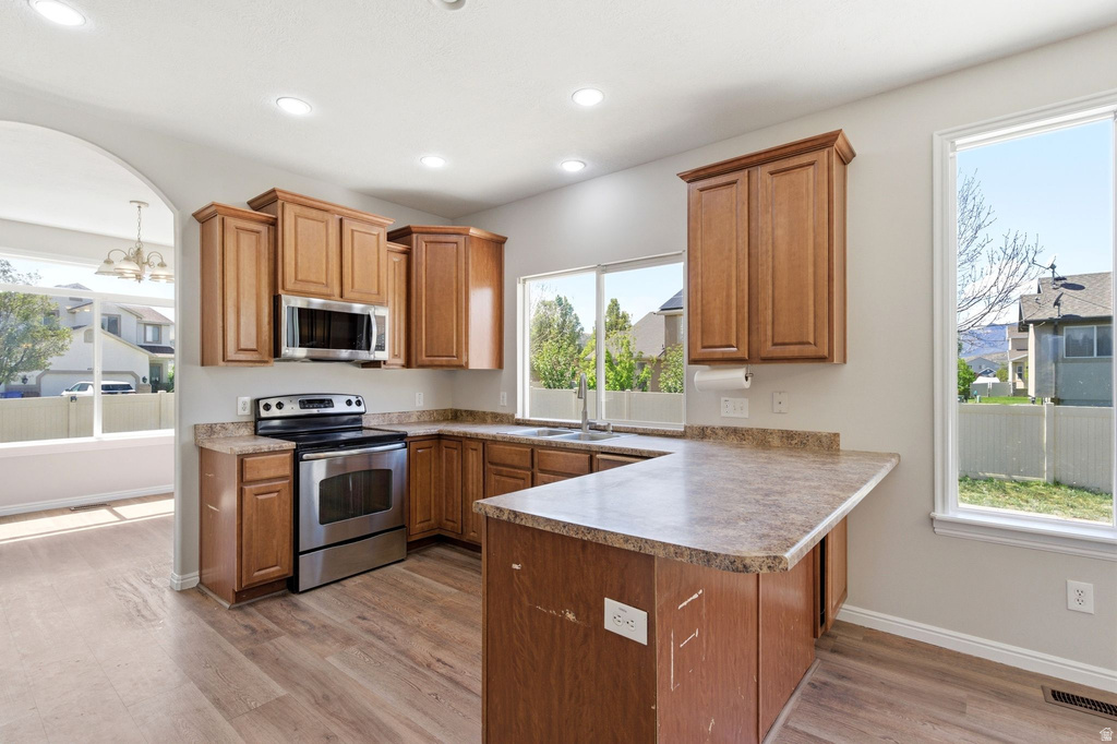 7715 N BRIDLEWAY RD Eagle Mountain, UT 84005