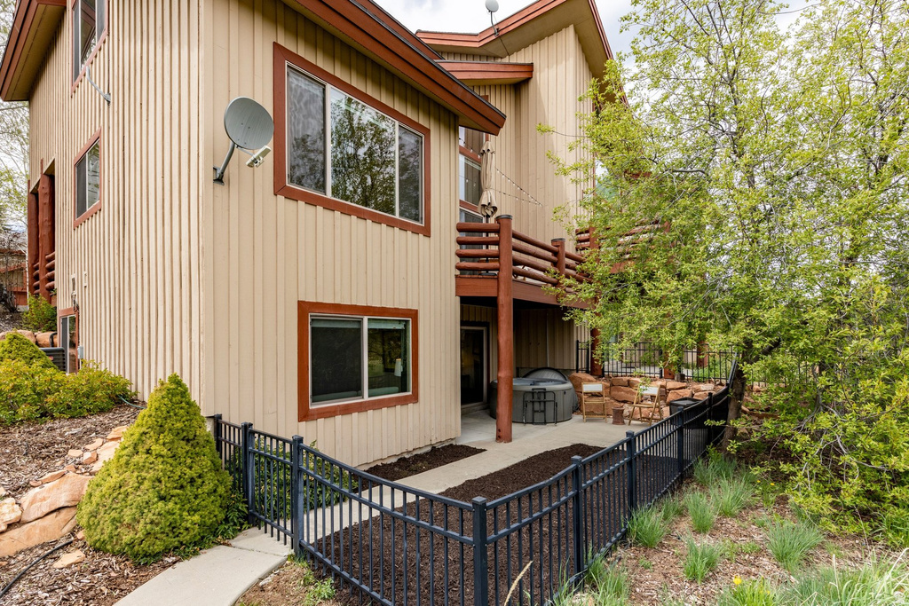 3433 CEDAR DR Park City, UT 84098