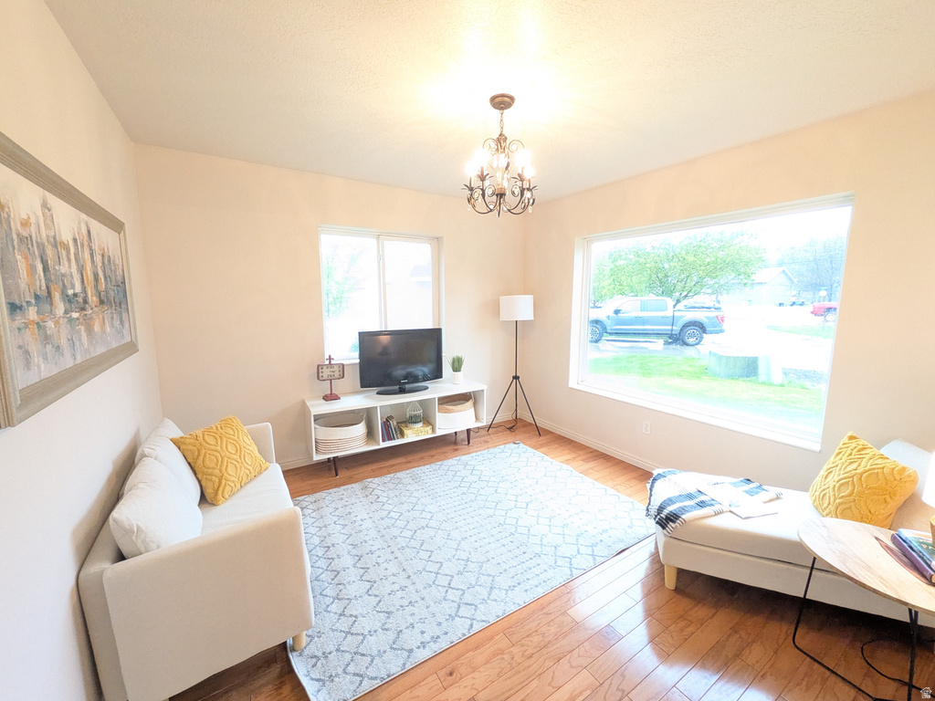 606 E LERUISSEAU DR Logan, UT 84321