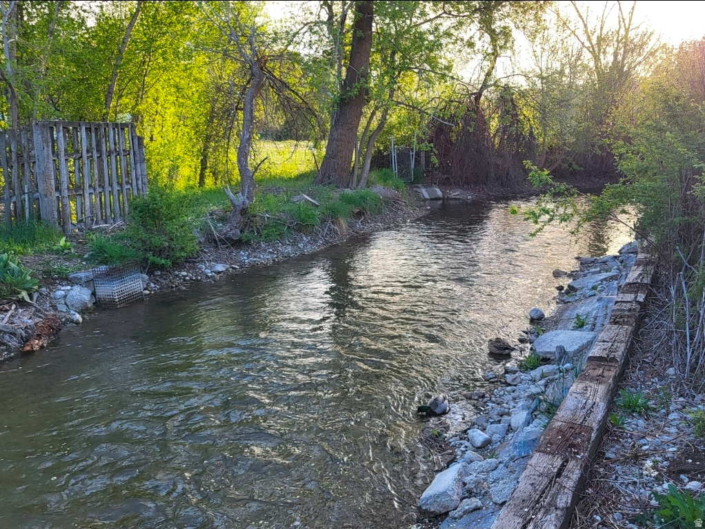 606 E LERUISSEAU DR Logan, UT 84321