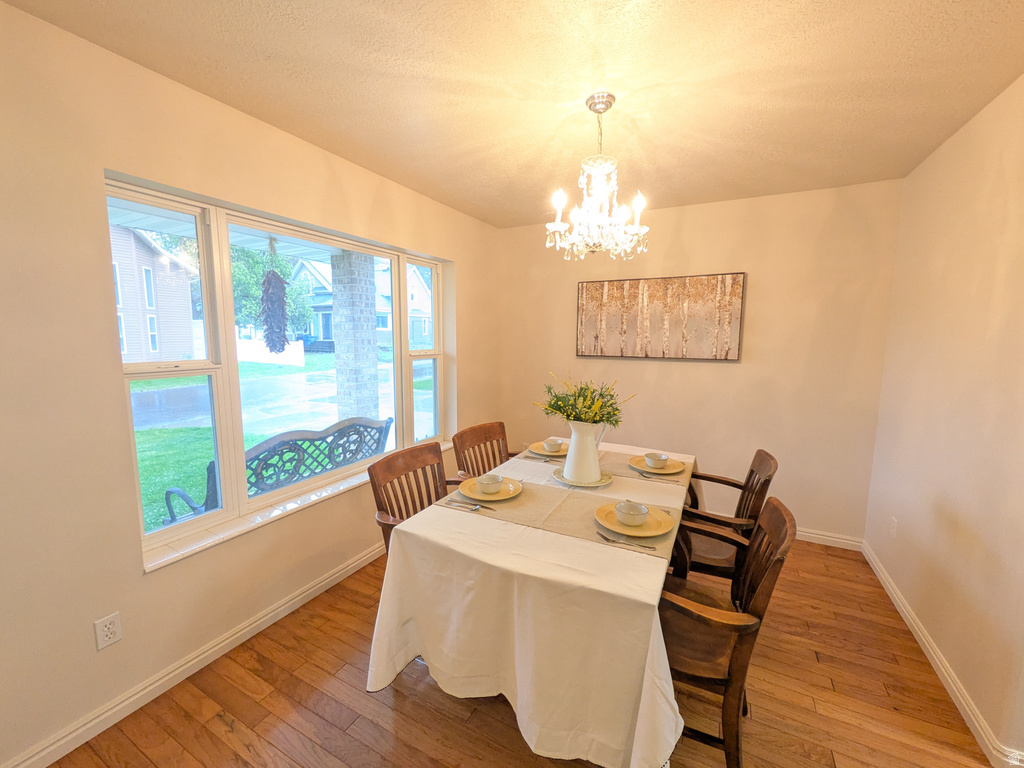 606 E LERUISSEAU DR Logan, UT 84321