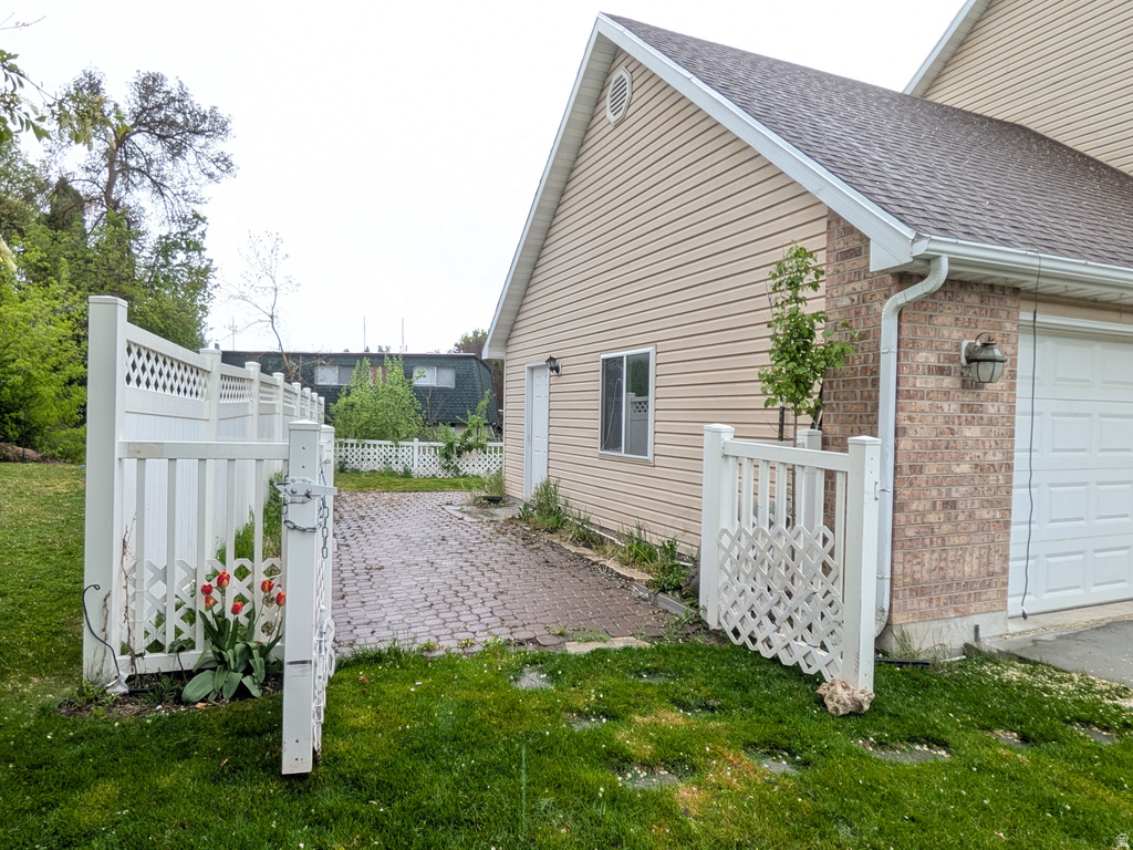 606 E LERUISSEAU DR Logan, UT 84321