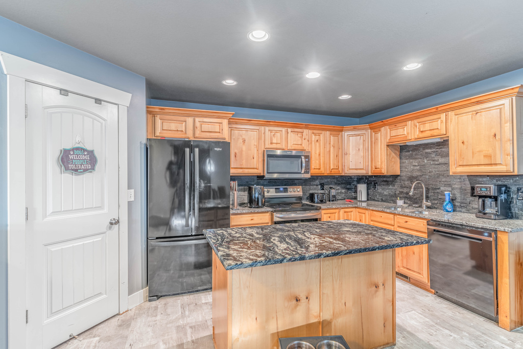 418 S 1285 E Hyrum, UT 84319