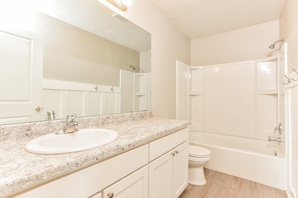 3562 S BRIDGEVIEW LN Syracuse, UT 84075